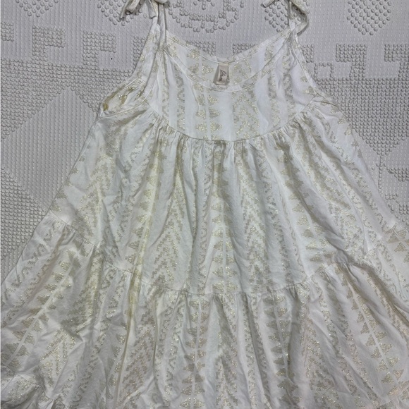 Elan White Gold Metallic Jacquard Tiered Babydoll Boho Mini Dress Size Small - Picture 2 of 14